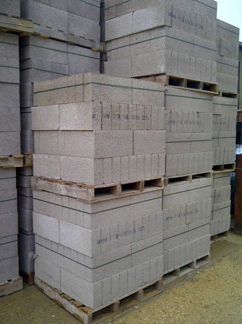 Concrete and Aircrete Blocks