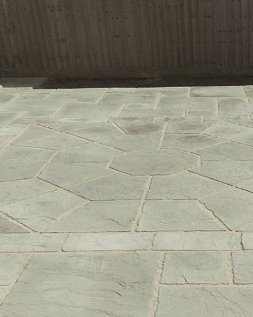 Yorkstone Riven Paving - Image 2